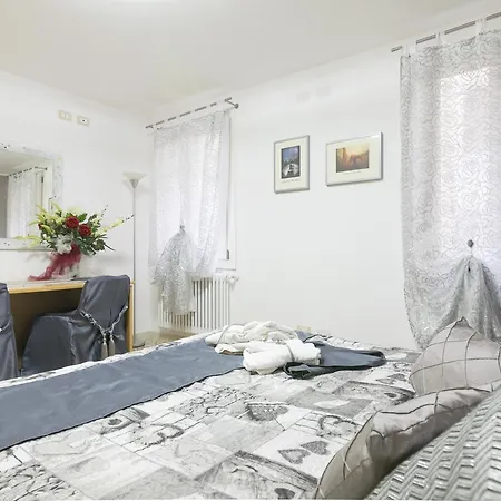 Crystal Deluxe Apartamento Venecia