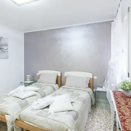 Crystal Deluxe البندقية